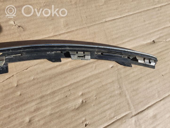 Audi A6 S6 C6 4F Priešrūkinio žibinto apdaila/ grotelės 4F0807489