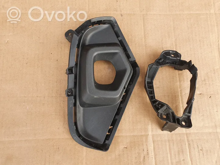 Toyota RAV 4 (XA50) Priešrūkinio žibinto apdaila/ grotelės 5212742280