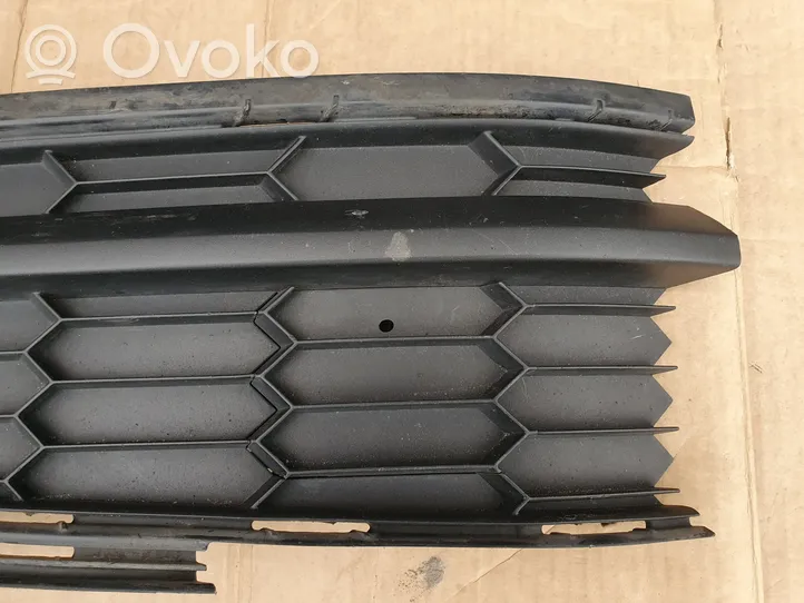 Skoda Kodiaq Grille inférieure de pare-chocs avant 565807368