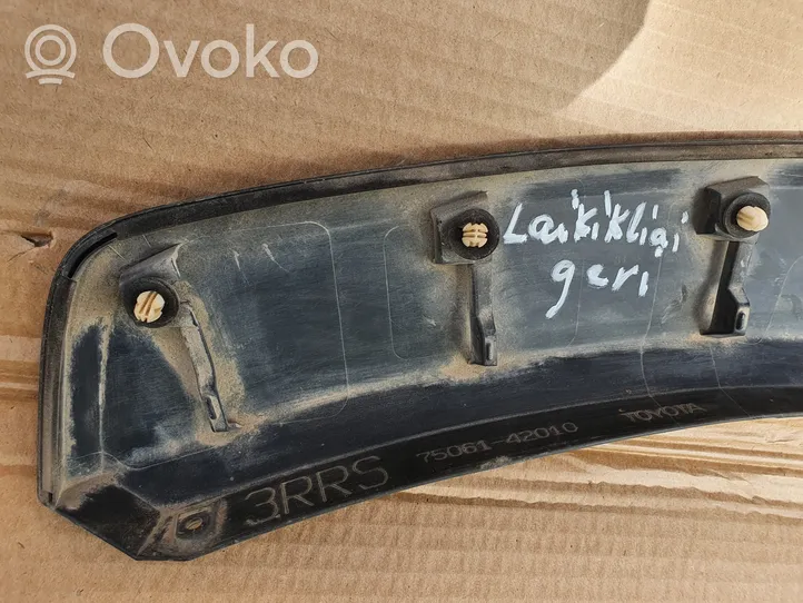 Toyota RAV 4 (XA50) Listwa błotnika tylnego 7506142010