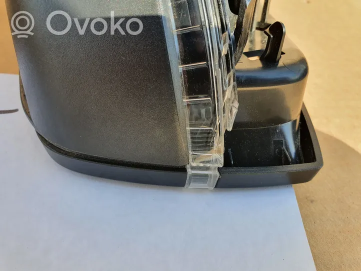 Skoda Octavia Mk4 Specchietto retrovisore elettrico portiera anteriore 5E3857537