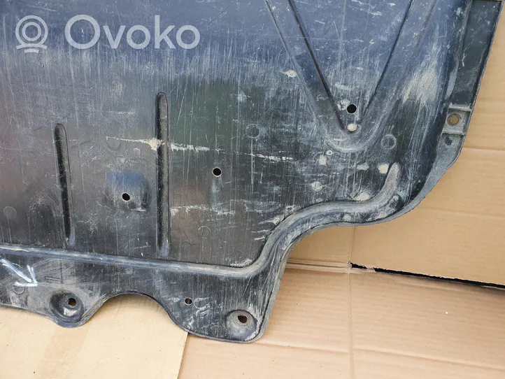 Skoda Octavia Mk3 (5E) Cache de protection sous moteur 5Q0825236