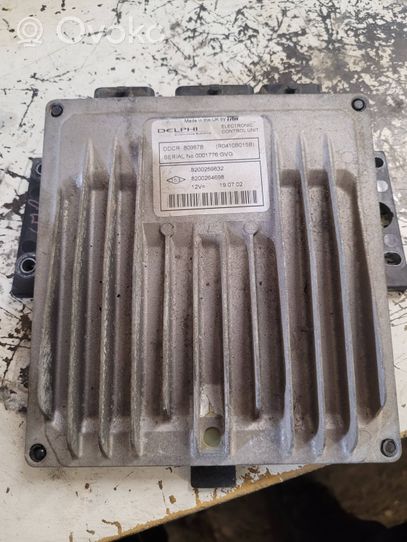 Renault Megane II Engine control unit/module 8200264698