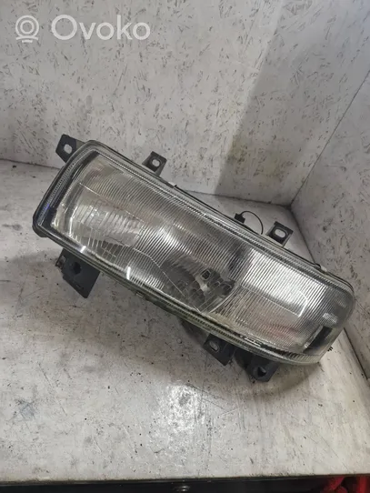 Opel Movano A Lampa przednia 7700352103