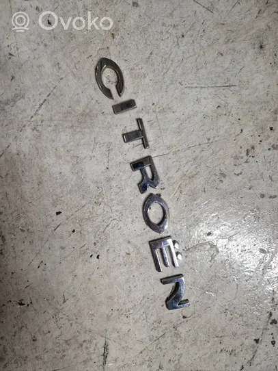 Citroen C5 Manufacturers badge/model letters 