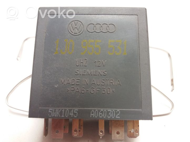 Volkswagen Bora Window wiper interval relay 1J0955531