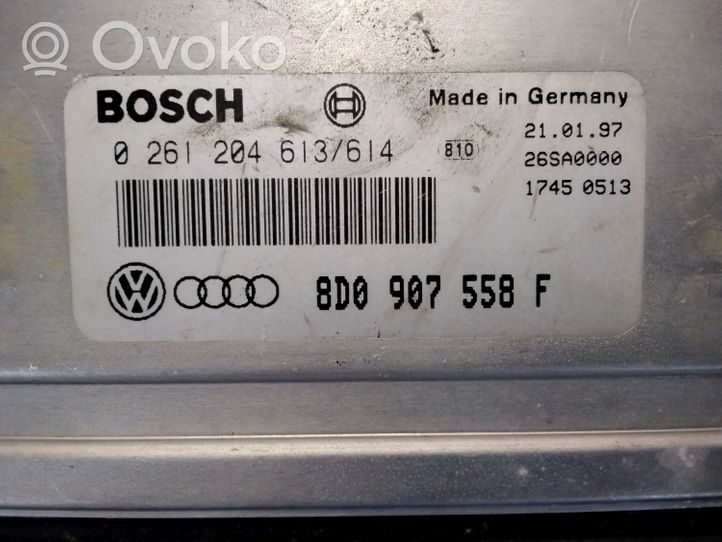 Volkswagen PASSAT B5 Moottorin ohjainlaite/moduuli 8D0907558F