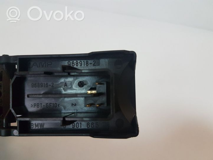 BMW X5 E53 Inny element deski rozdzielczej 6901665