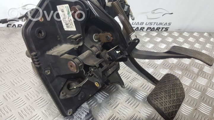 Mercedes-Benz A W168 Assemblage pédale A0044307030