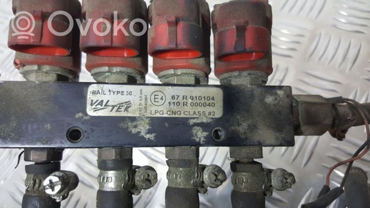 Chrysler Voyager Wtryskiwacz gazu LPG 67R010104