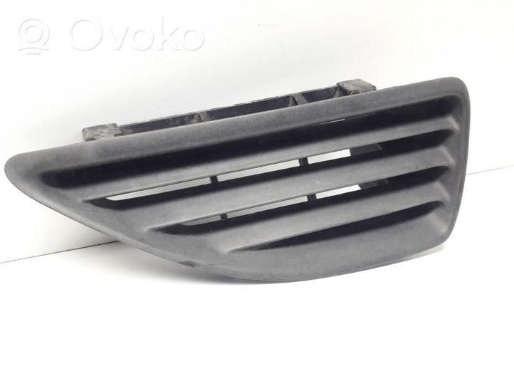 Renault Megane I Kratka wlotu powietrza na maskę 7700427581