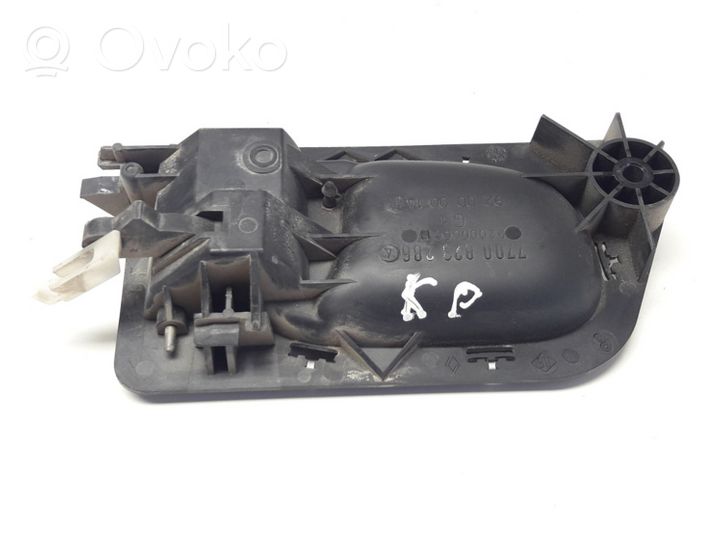 Renault Laguna I Rankenėlė atidarymo vidinė 7700823286L