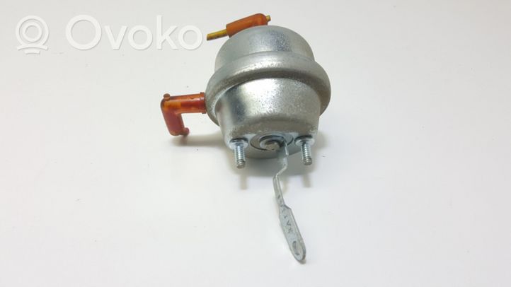 Ford Mondeo MK I Vacuum valve 3613513