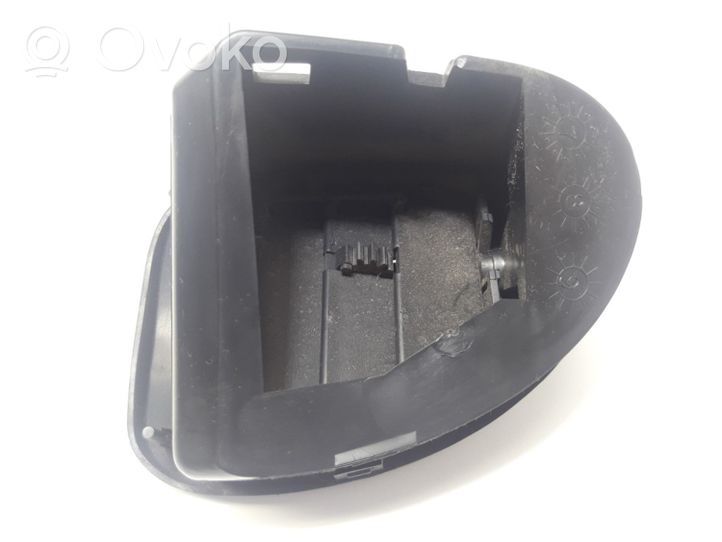 Chrysler Voyager Copertura griglia di ventilazione laterale cruscotto 12050