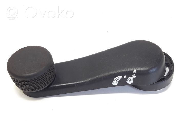 Volkswagen Golf III Front door window winding handle 1H0837581