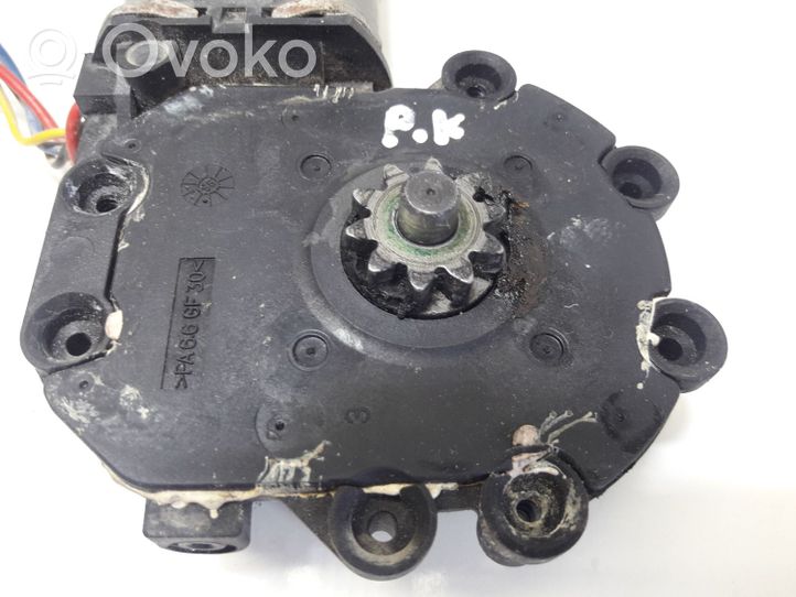 Rover 414 - 416 - 420 Moteur de lève-vitre de porte avant 400347D