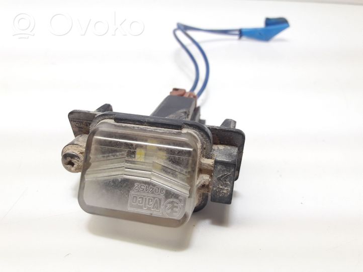 Peugeot 406 Lampa oświetlenia tylnej tablicy rejestracyjnej 9620166580