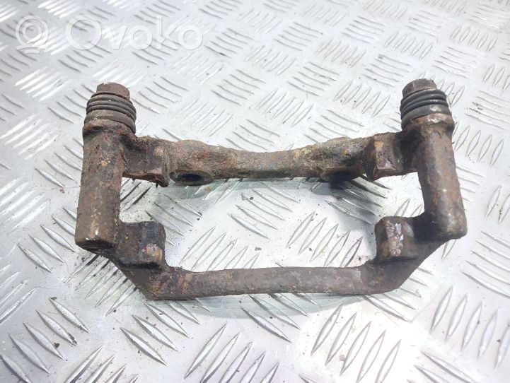 Audi 100 200 5000 C3 Supporto della pinza del freno anteriore 