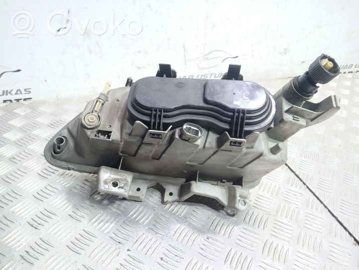 Renault Laguna I Faro delantero/faro principal 13996600