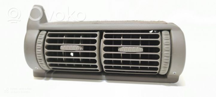 Opel Omega B2 Centrālais gaisa ventilācijas režģis 09147866