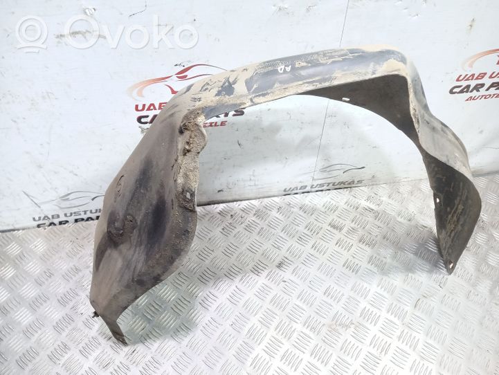 Volkswagen PASSAT B3 Front wheel arch liner splash guards 357809962