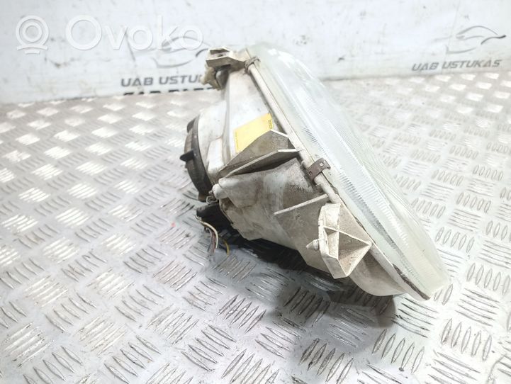 Volkswagen Golf III Lampa przednia 1H6941015N