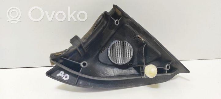 Toyota Corolla E120 E130 Autres éléments de garniture porte avant 6749112480