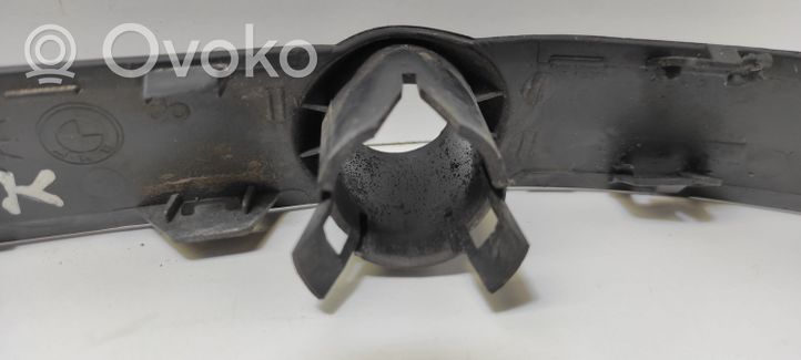 BMW X5 E53 Soporte del sensor de aparcamiento delantero (PDC) 8408385