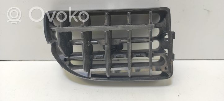 Peugeot 406 Garniture, panneau de grille d'aération latérale 223336