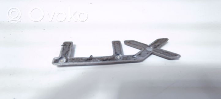 Toyota Corolla E100 Logo, emblème de fabricant 