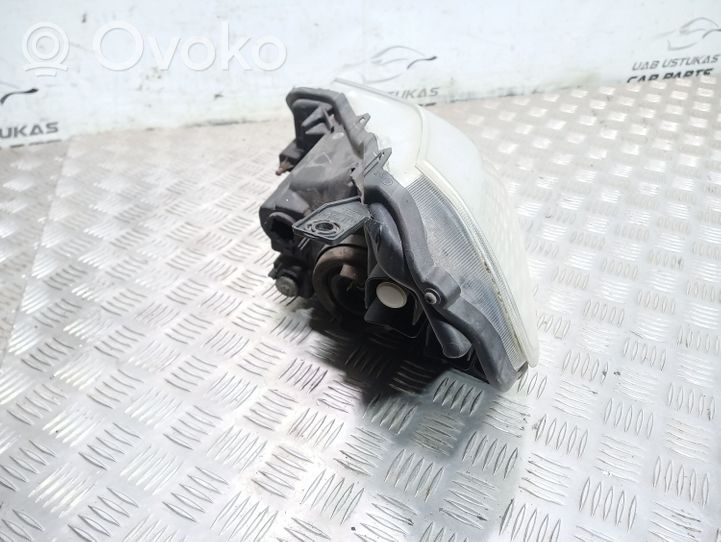 Suzuki SX4 Priekšējais lukturis 10016684