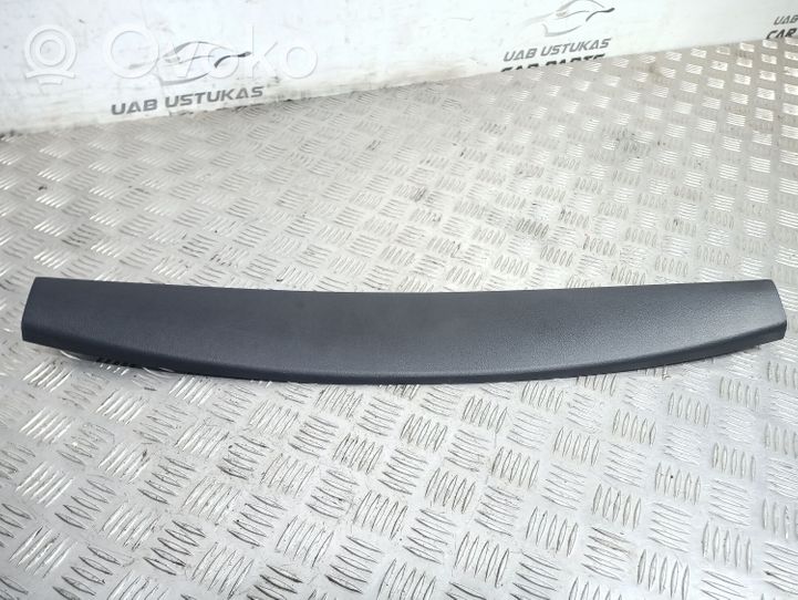 Mazda CX-7 Autres éléments garniture de coffre EG2168930