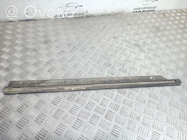 Audi 100 200 5000 C3 Rivestimento portiera posteriore (modanatura) 