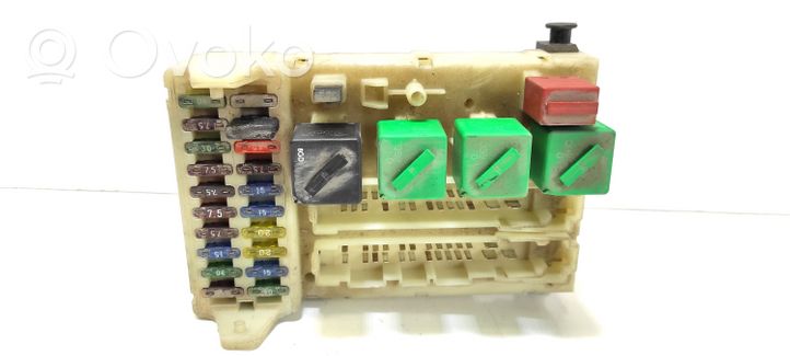 Ford Mondeo MK II Drošinātāju bloks 93BG14K150AD