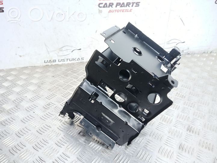 Audi A6 S6 C6 4F Kita salono detalė 4F0035209