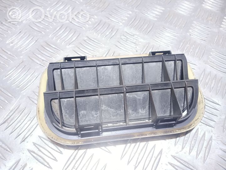 Ford Kuga I Quarter panel pressure vent YF1A54280B62AE