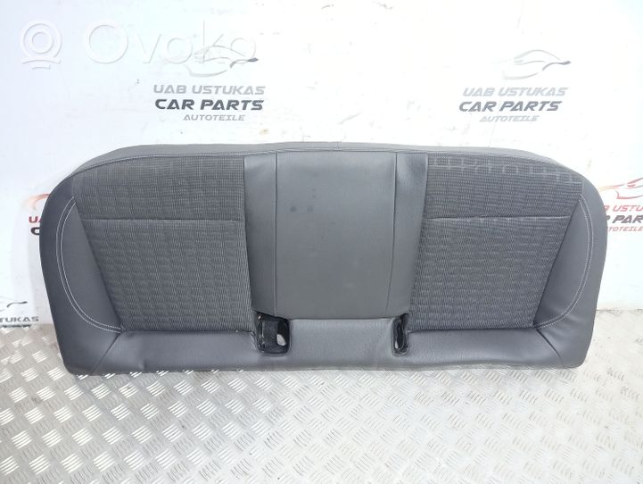 Opel Astra J Set di rivestimento sedili e portiere 13322084