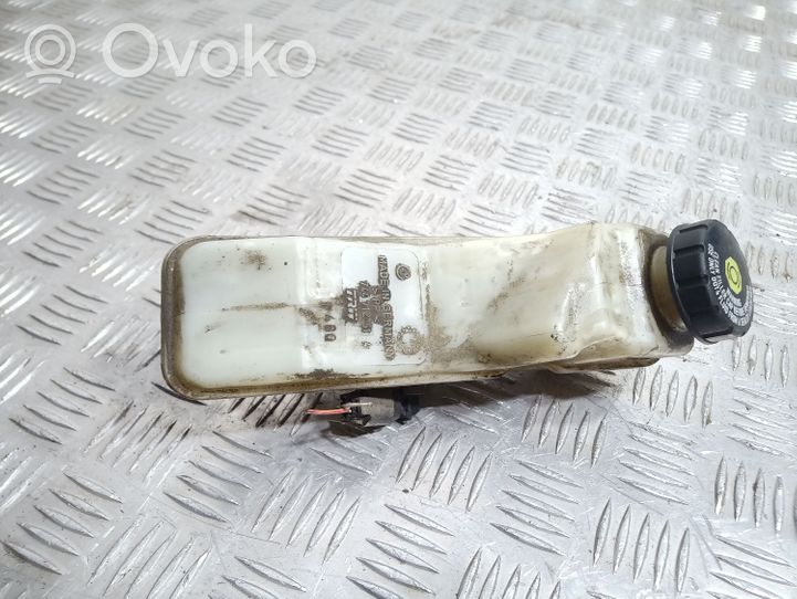 Toyota Corolla E120 E130 Zbiornik płynu hamulcowego 74471251