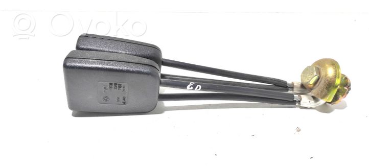 Volkswagen Polo III 6N 6N2 6NF Boucle de ceinture de sécurité arrière 6N0857739F