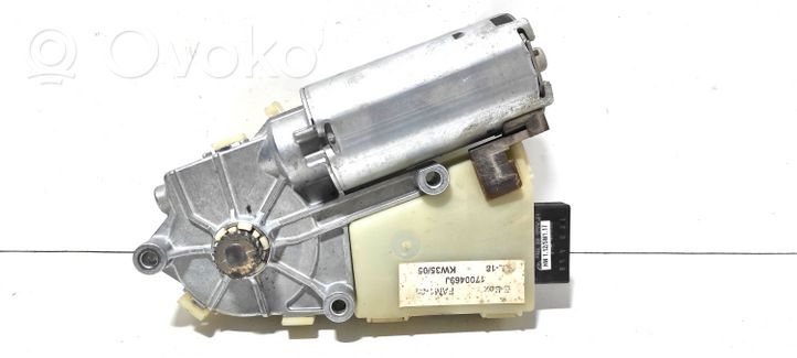 Citroen Xsara Picasso Moottori/käyttölaite 17004680