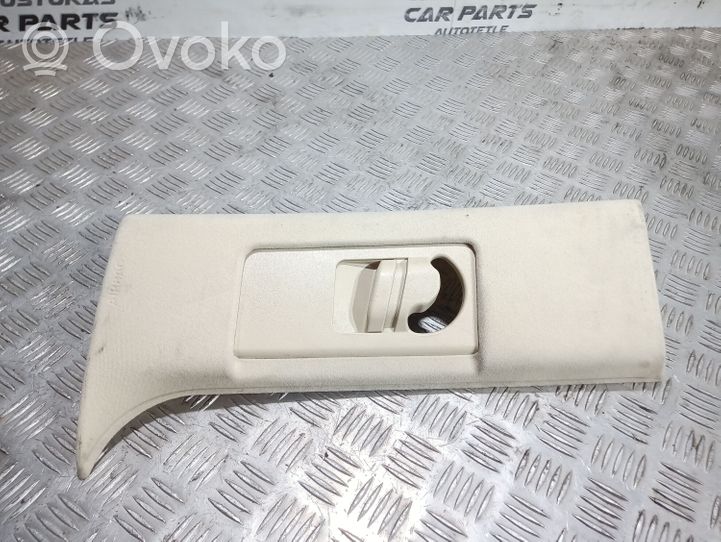 Land Rover Range Rover L322 (C) garniture de pilier 8252682