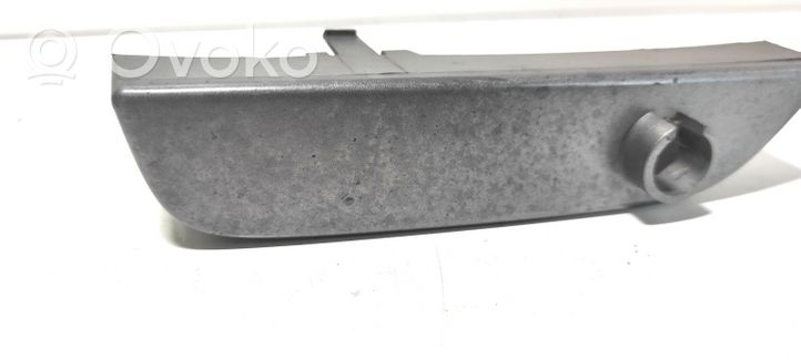Land Rover Range Rover L322 Moulure sous phares 1300591