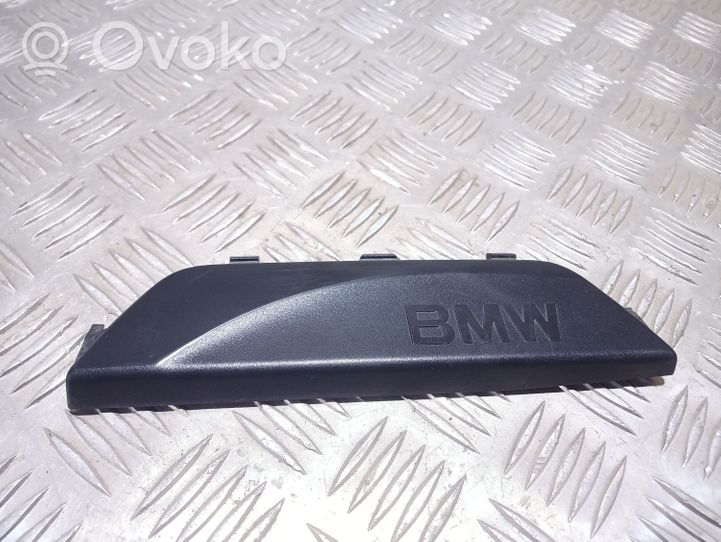 BMW 1 E81 E87 Takaoven kynnyksen suojalista 7117635