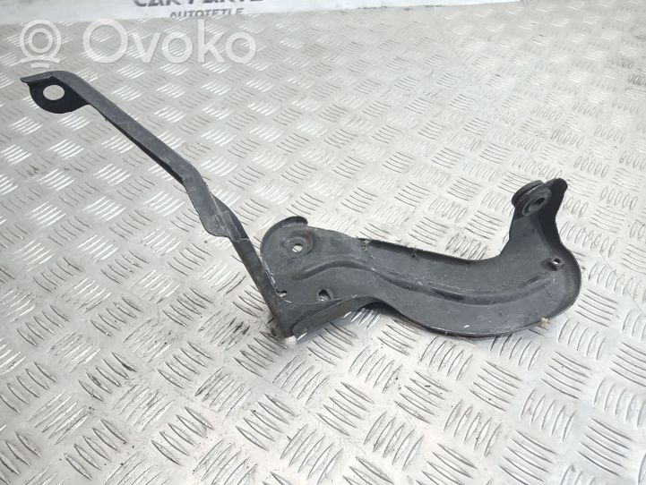 Audi A6 S6 C6 4F Support, tuyau de refroidissement intermédiaire 4F0145813F