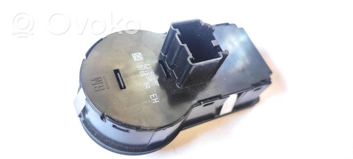 Opel Astra J Light switch 13268697