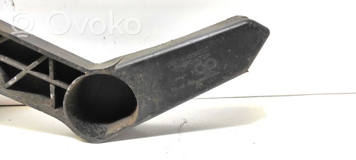 Opel Astra J Staffa di rinforzo montaggio del paraurti posteriore 13368097