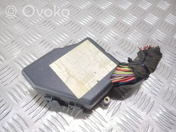 Volkswagen Bora Fuse module 