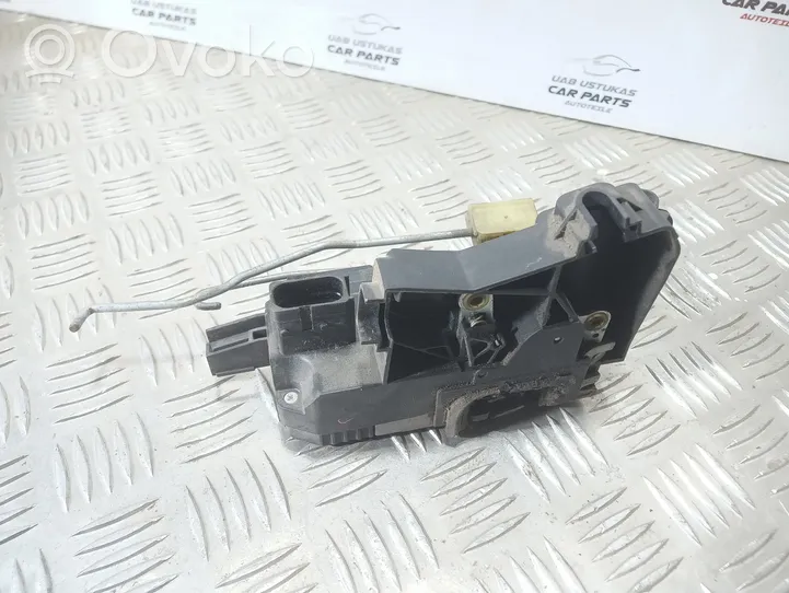 Opel Signum Front door lock 24447340