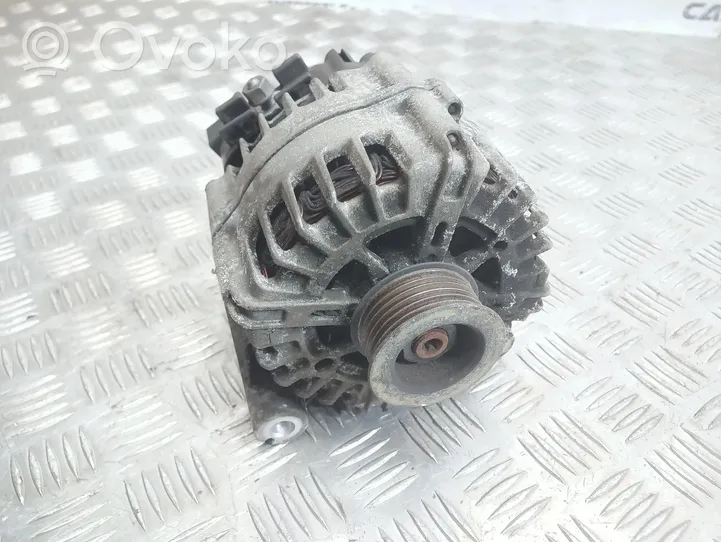 BMW 1 E82 E88 Alternator 7802261