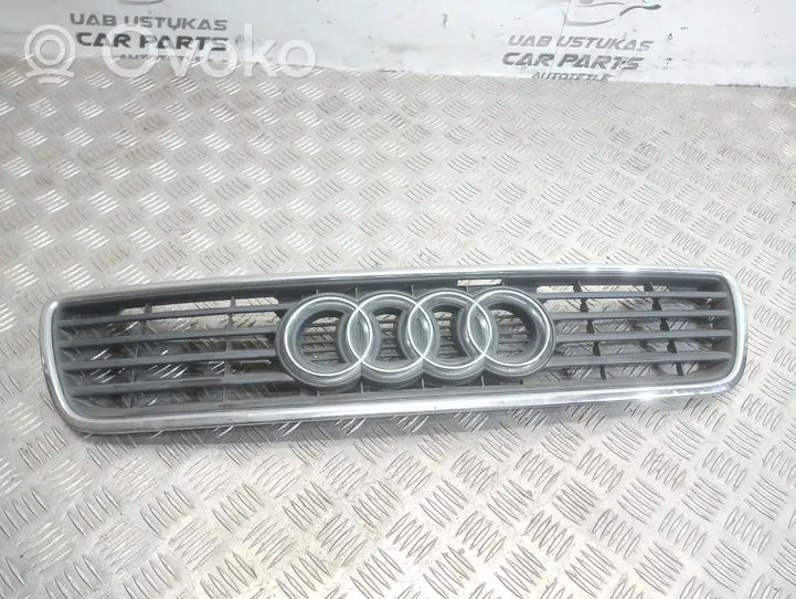 Audi A6 S6 C4 4A Griglia superiore del radiatore paraurti anteriore 